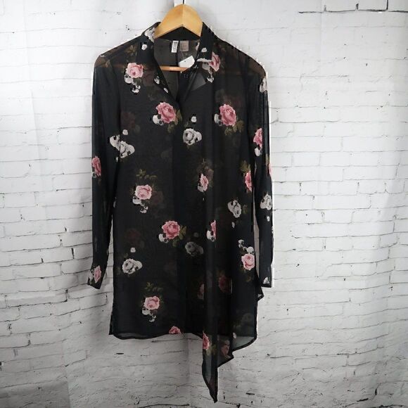 DIVIDED H&M BLACK SHEER LONG SLEEVE ASYMETRICAL PINK ROSE SCULL TOP SIZE 2 NWT - Picture 1 of 8